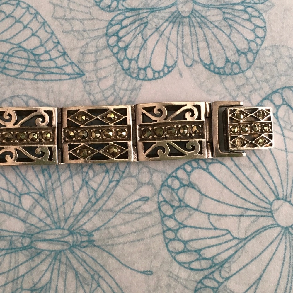 Stunning vintage sterling silver marcasite link bracelet 8” long